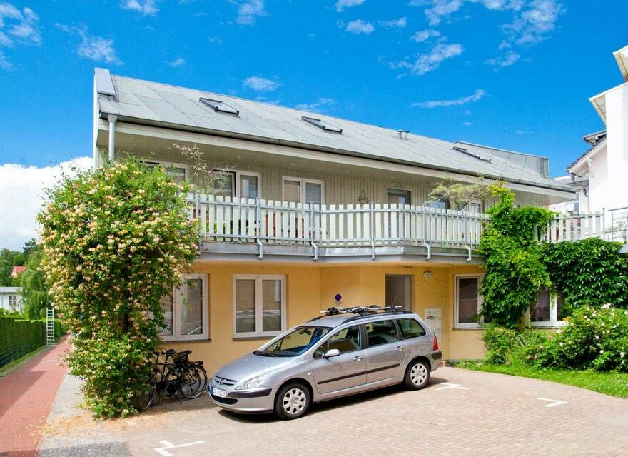 Remise im Kaisers vis à vis 