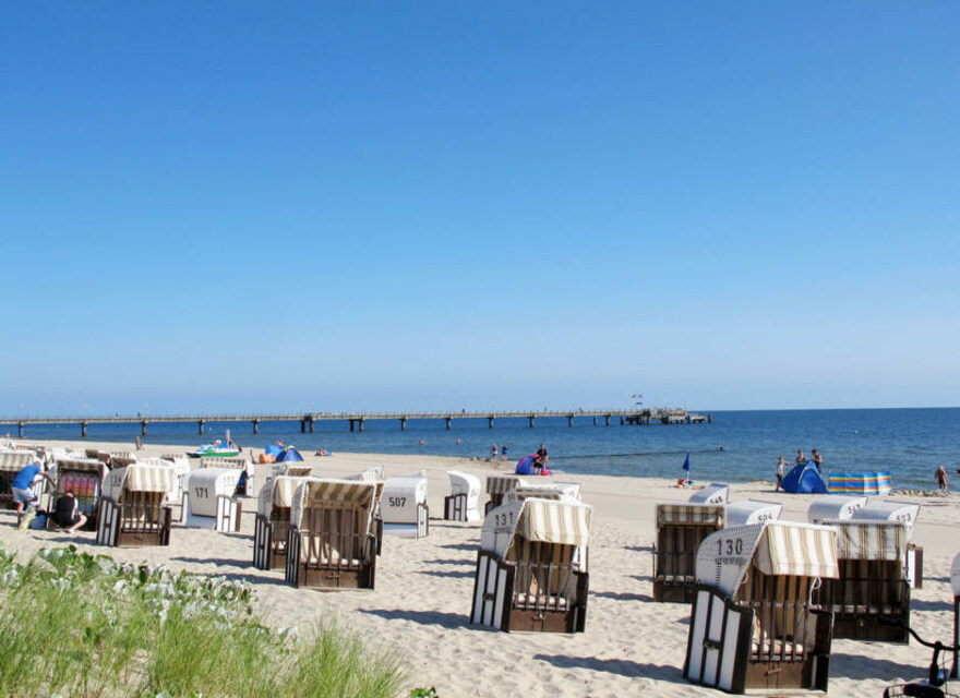 Strand mit Strandkörben