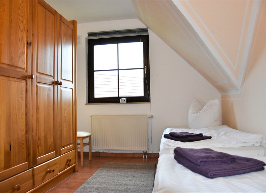Schlafzimmer Einzelbetten oben