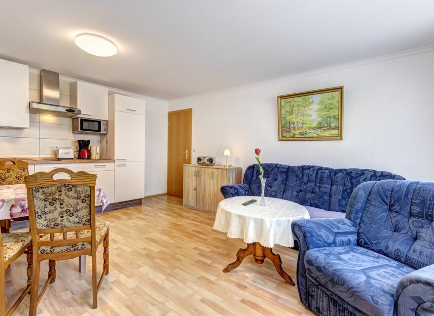 Couchecke mit Essbereich