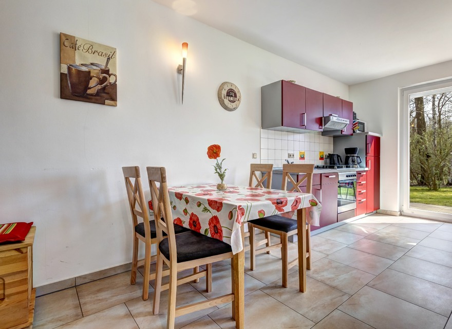 DHH Wald - Esstisch & Küche