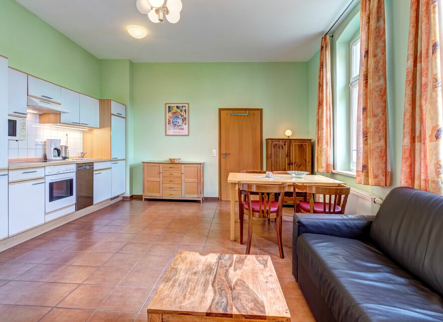 Wohn-/Essraum mit Küche