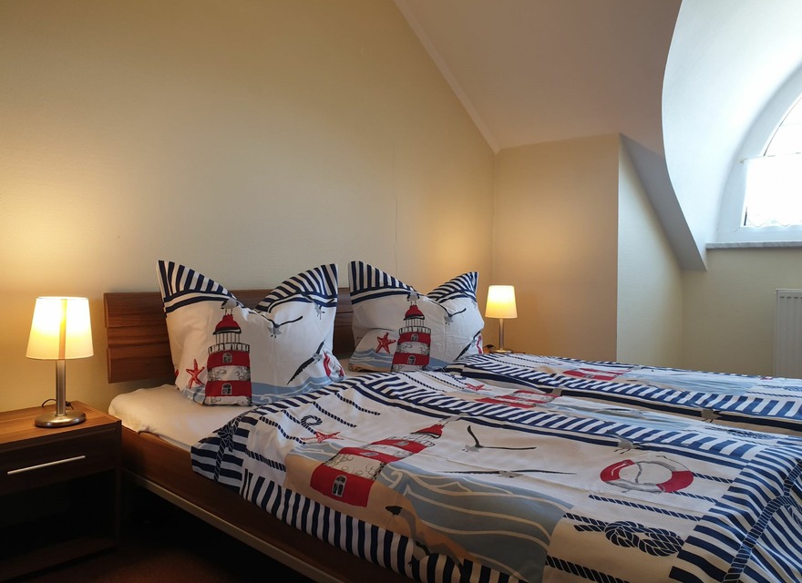 Schlafzimmer 2