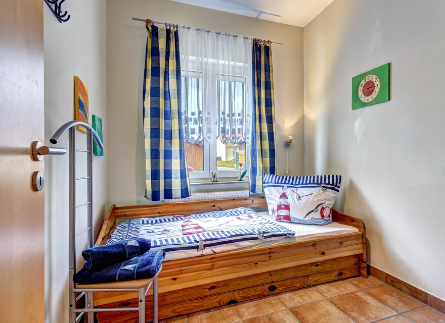 Schlafzimmer 2