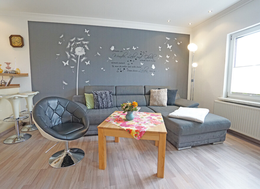 Wohnzimmer mit Couch